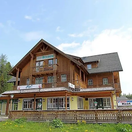 Hotel In Alps Near Station Predlitz-Turrach
